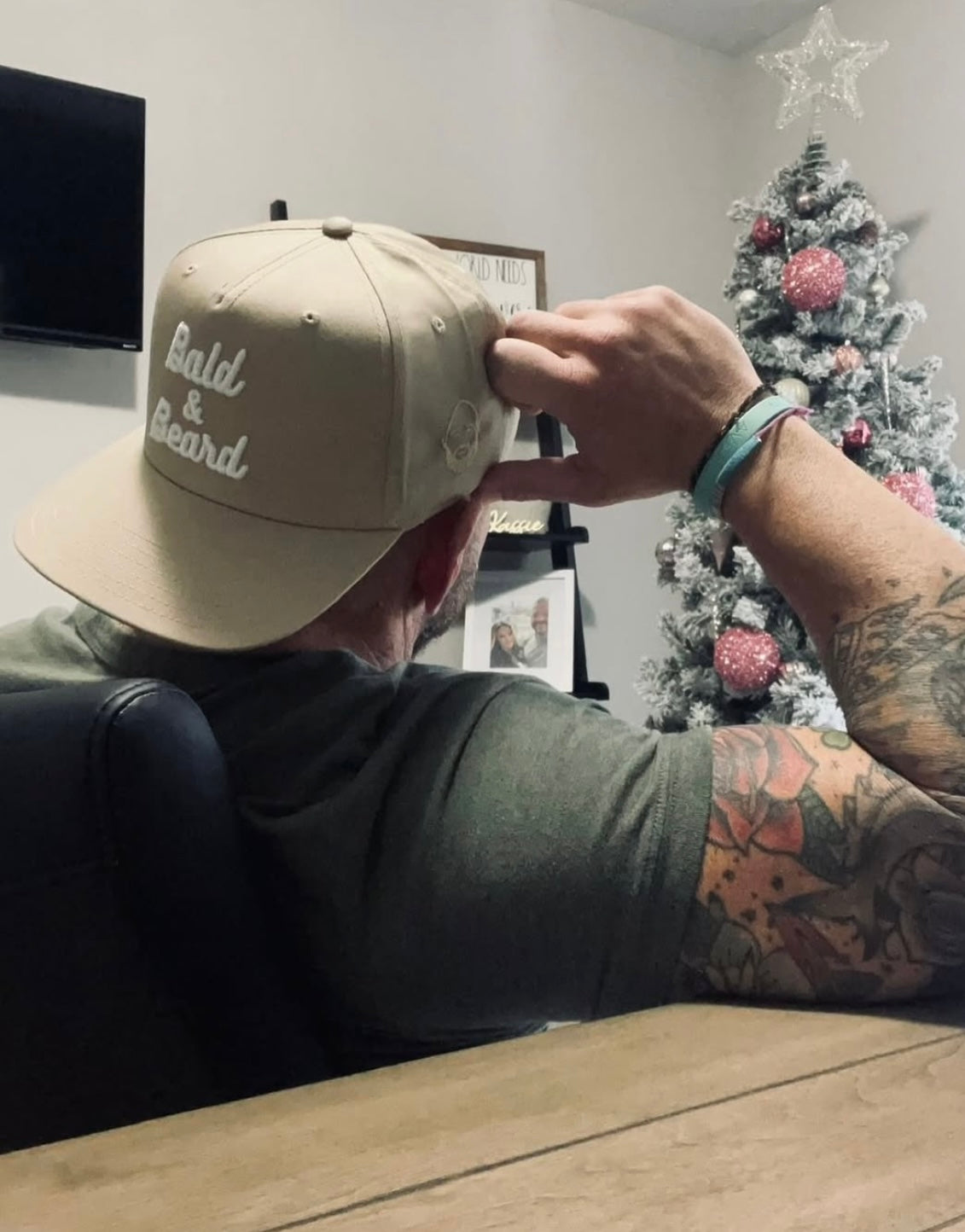 Khaki Essential